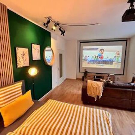 Modern & Stilvoll Mit Kino - Wii Apartment Essen Luaran gambar