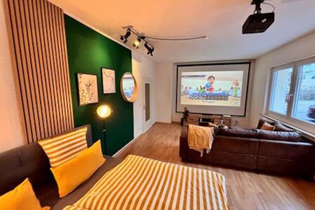 Modern & Stilvoll Mit Kino - Wii Apartment Essen Luaran gambar