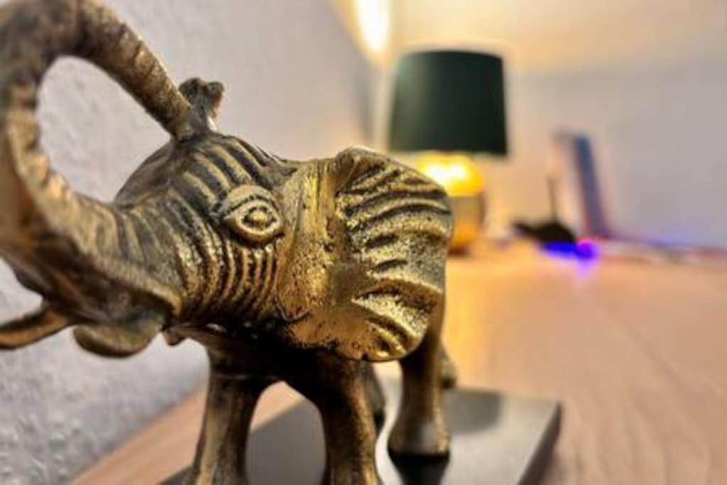 Modern & Stilvoll Mit Kino - Wii Apartment Essen Luaran gambar